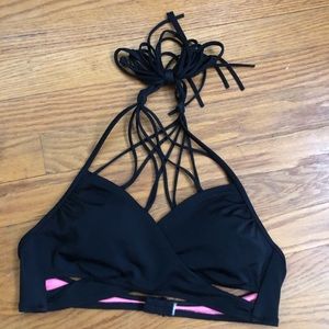 Black bikini top